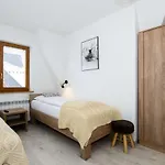 Appartement Apartamenty Siuster - Ania Z Pieknym Widokiem Na Gory I Malgosia Na Parterze - Swietna Lokalizacja, Niedaleko Term Bukovina!