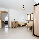 Appartement Apartamenty Siuster - Ania Z Pieknym Widokiem Na Gory I Malgosia Na Parterze - Swietna Lokalizacja, Niedaleko Term Bukovina!