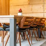 Apartamenty Siuster - Ania Z Pieknym Widokiem Na Gory I Malgosia Na Parterze - Swietna Lokalizacja, Niedaleko Term Bukovina!