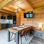 Apartamenty Siuster - Ania Z Pieknym Widokiem Na Gory I Malgosia Na Parterze - Swietna Lokalizacja, Niedaleko Term Bukovina! * Bukowina Tatrzańska