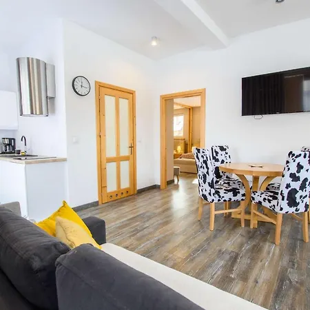 Siuster: Mountain View With Convenient Thermal Access * Bukowina Tatrzanska